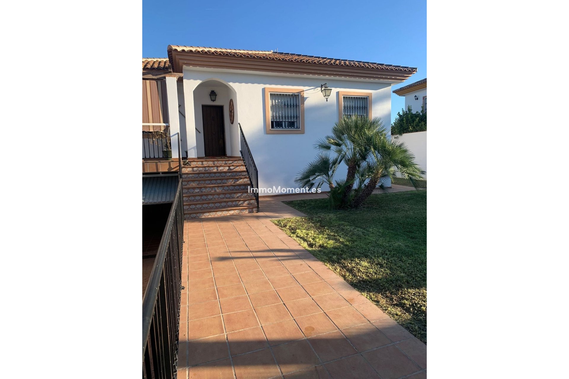 Bestaande woning - Villa - Binnenland  - Alhaurín de la Torre