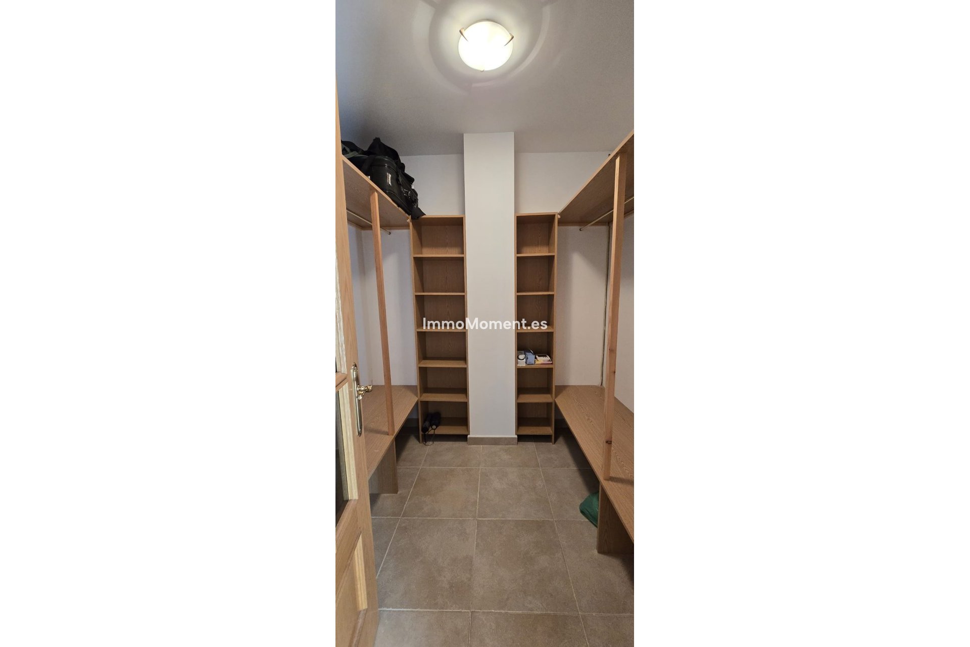 Bestaande woning - Villa - Binnenland  - Alhaurín de la Torre