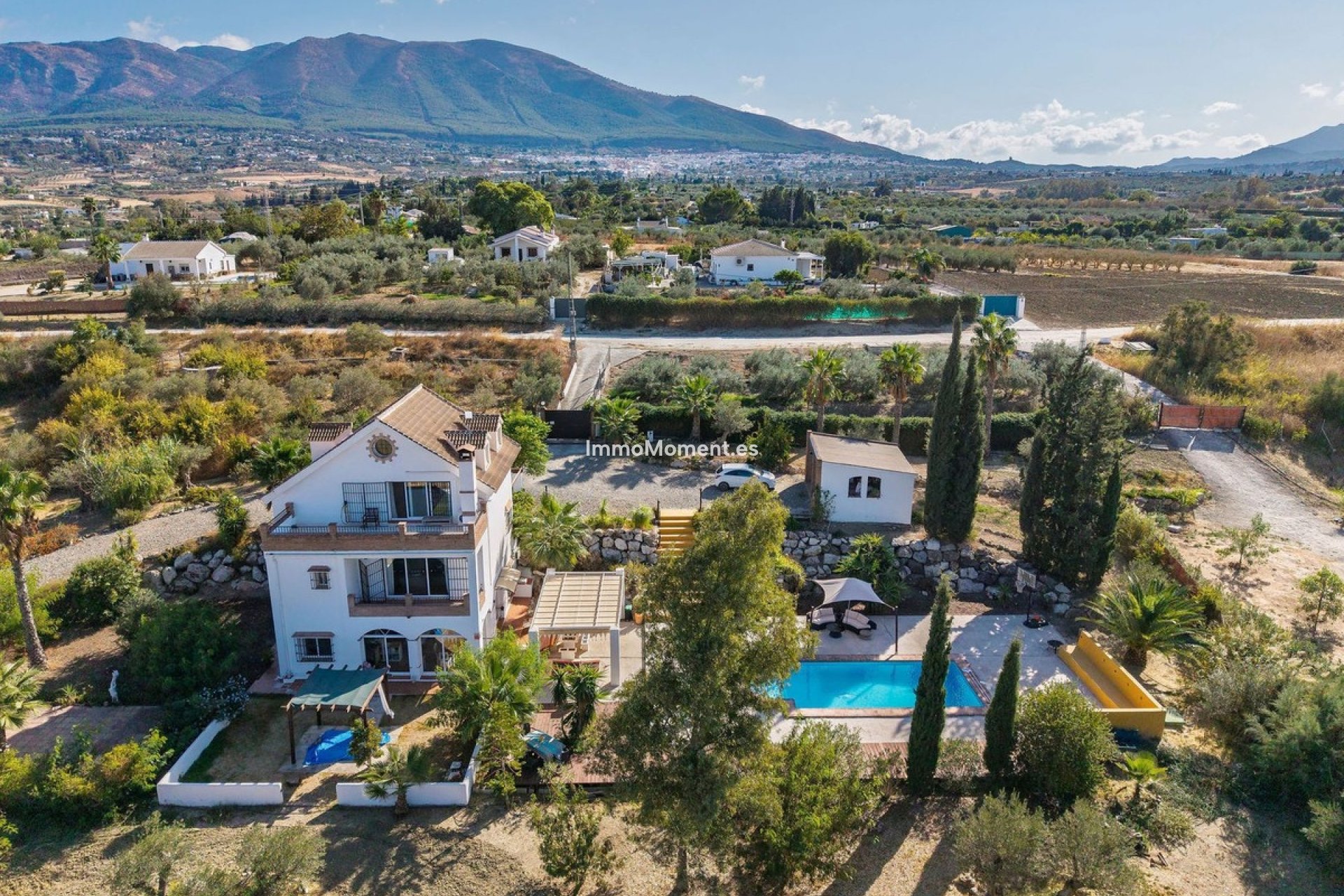 Bestaande woning - Villa - Binnenland  - Alhaurín el Grande Centro