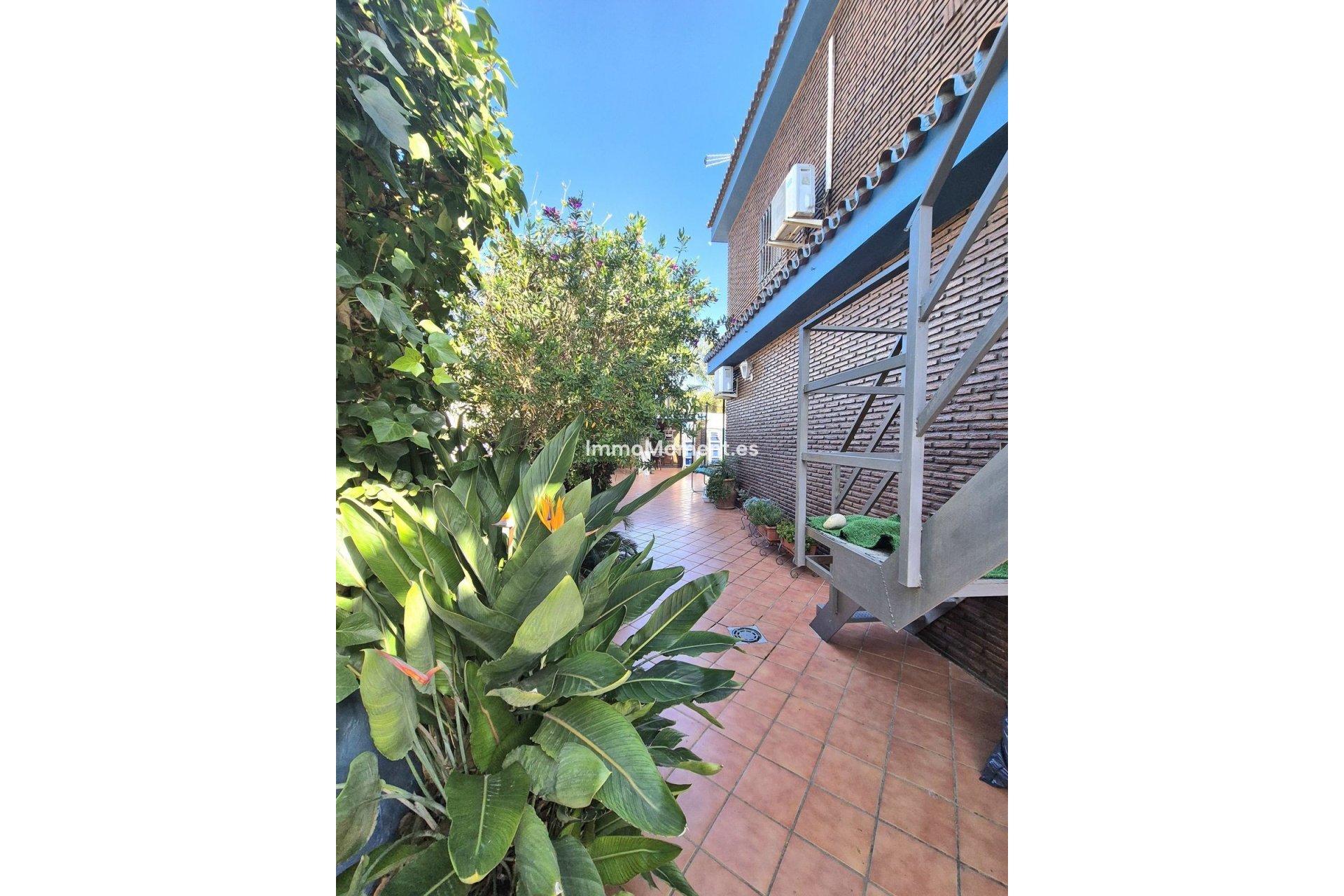 Bestaande woning - Villa - Binnenland  - Alhaurín el Grande Centro