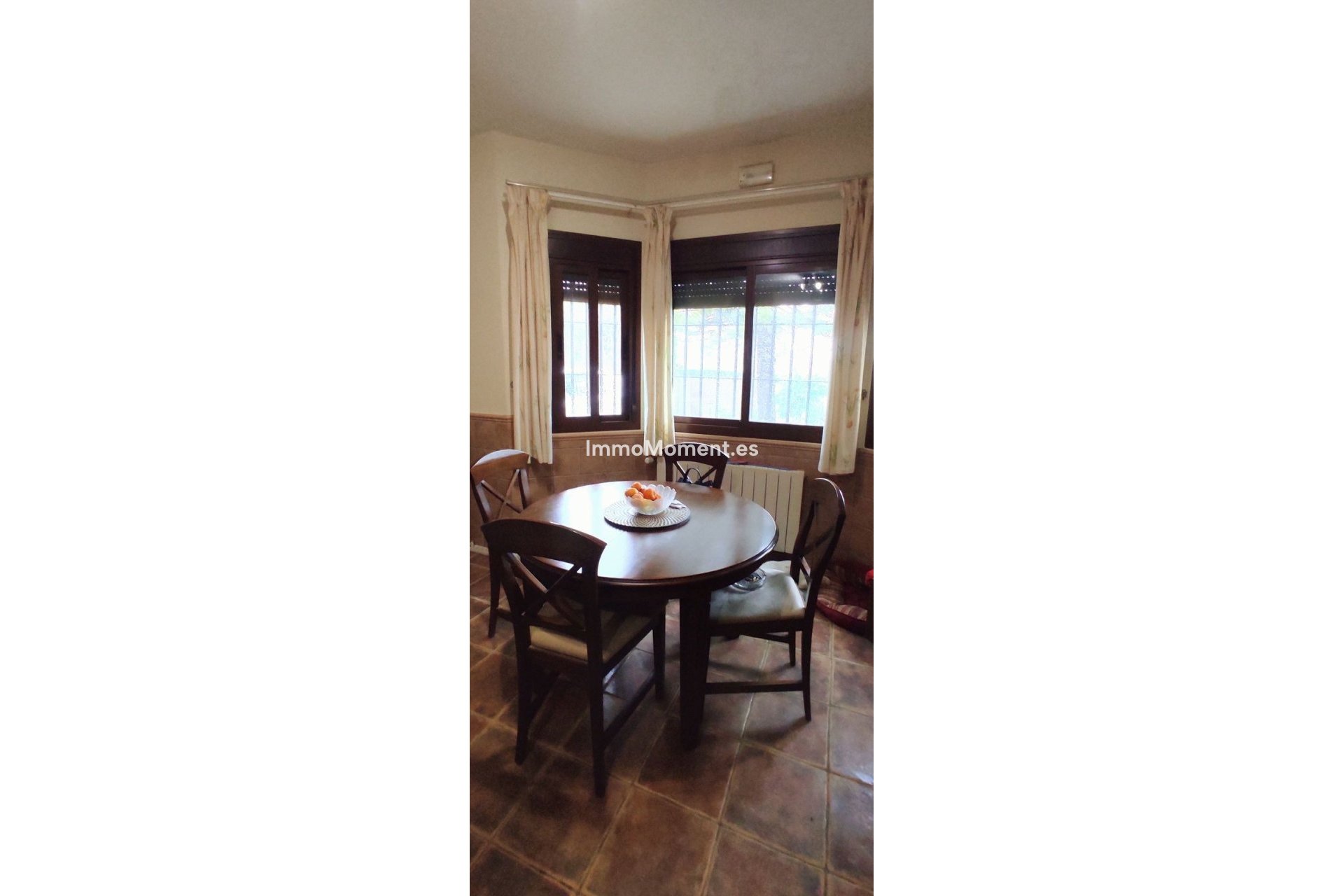 Bestaande woning - Villa - Binnenland  - Alhaurín el Grande Centro