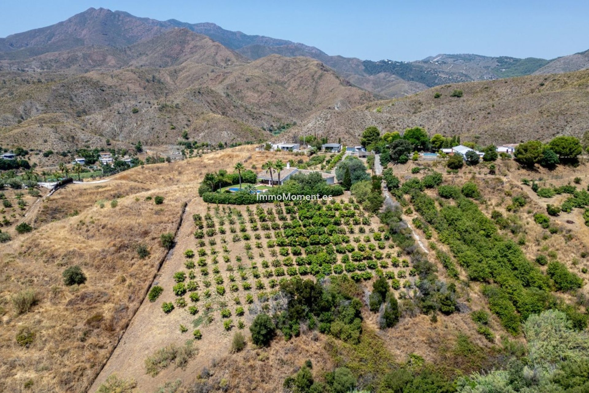 Bestaande woning - Villa - Binnenland  - Alhaurín el Grande Centro