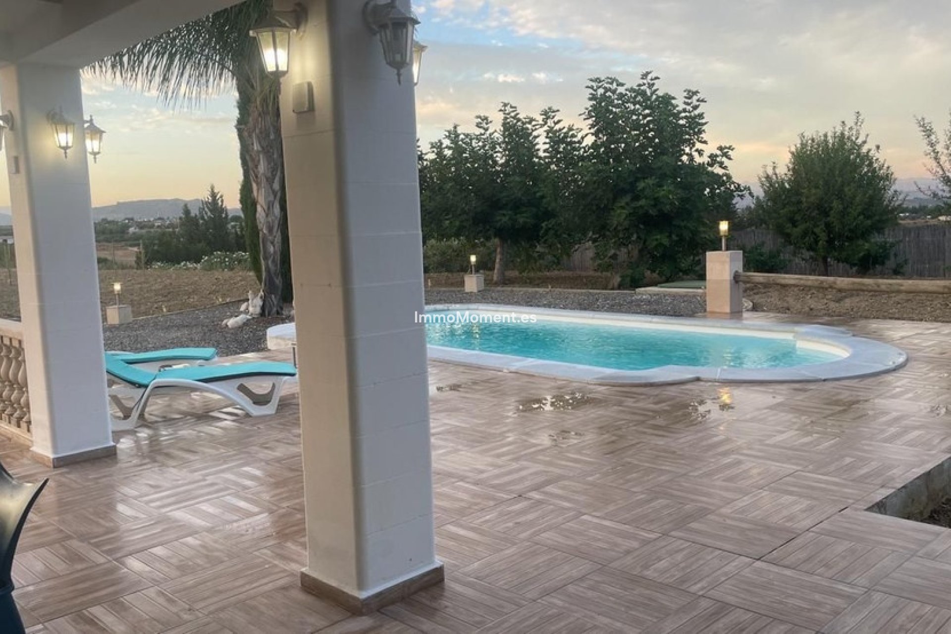 Bestaande woning - Villa - Binnenland  - Alhaurín el Grande Centro