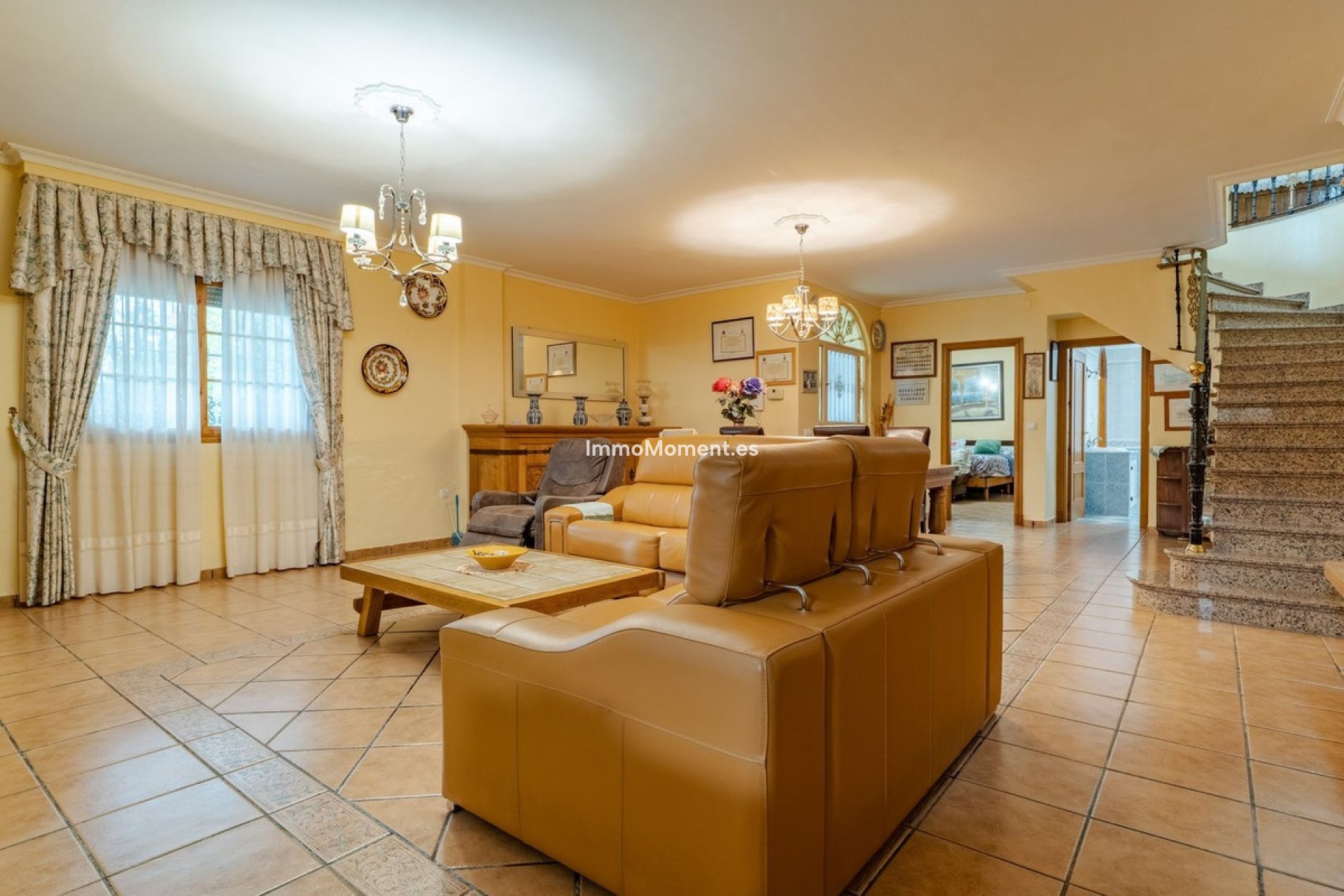 Bestaande woning - Villa - Binnenland  - Alhaurín el Grande Centro