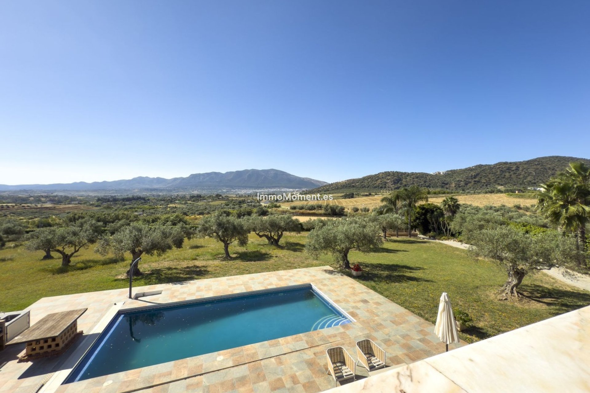 Bestaande woning - Villa - Binnenland  - Alhaurín el Grande Centro