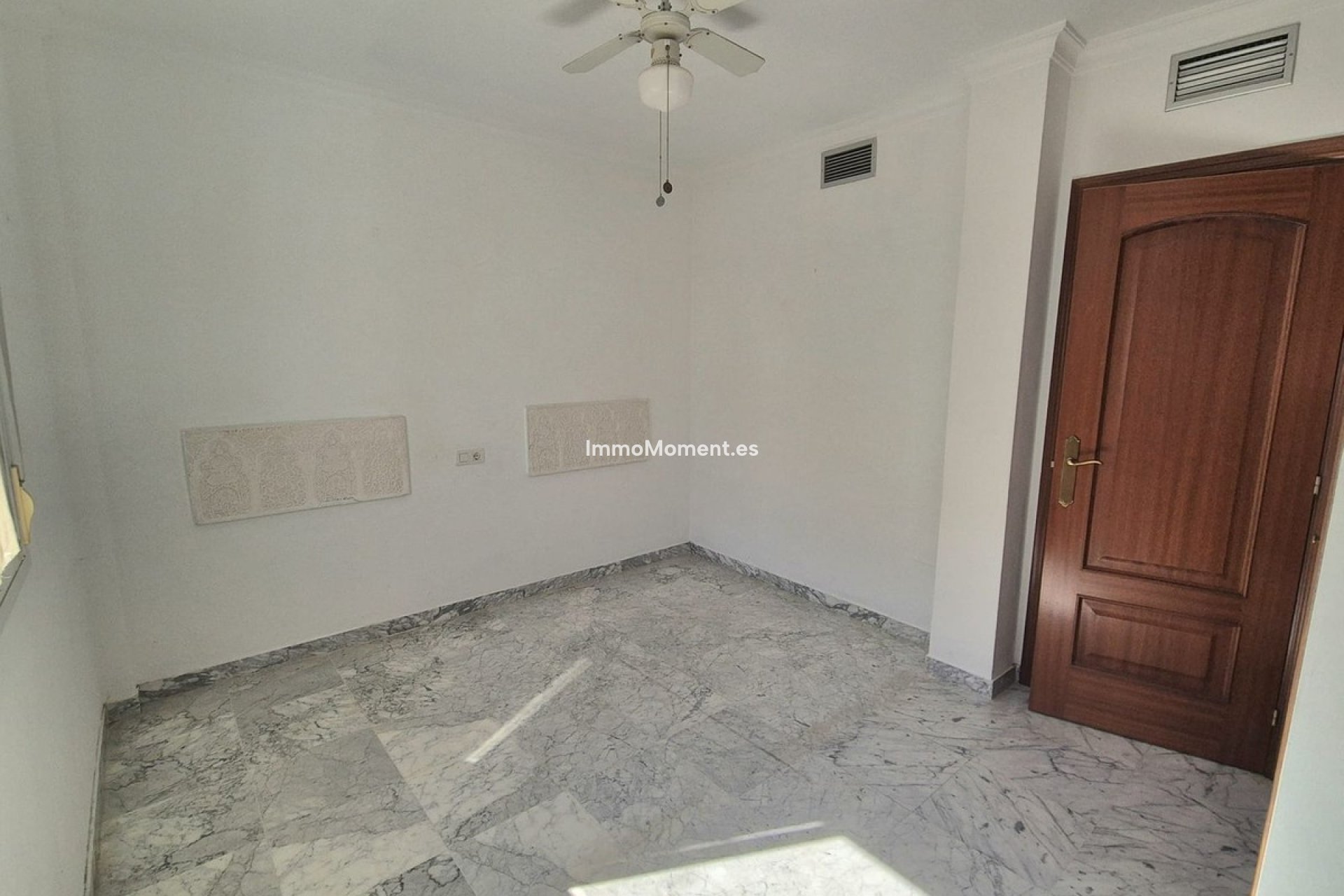 Bestaande woning - Villa - Binnenland  - Alhaurín Golf