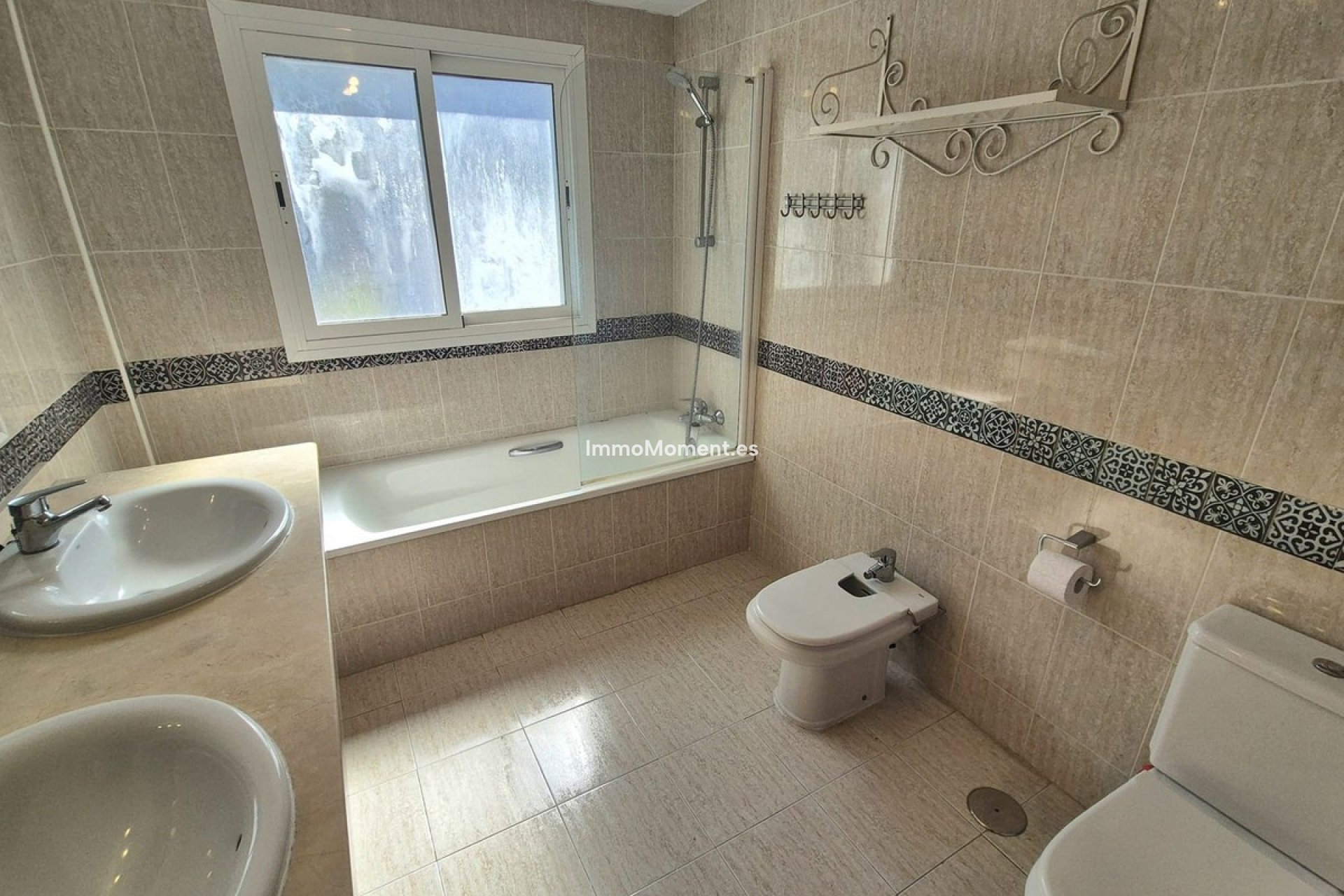 Bestaande woning - Villa - Binnenland  - Alhaurín Golf