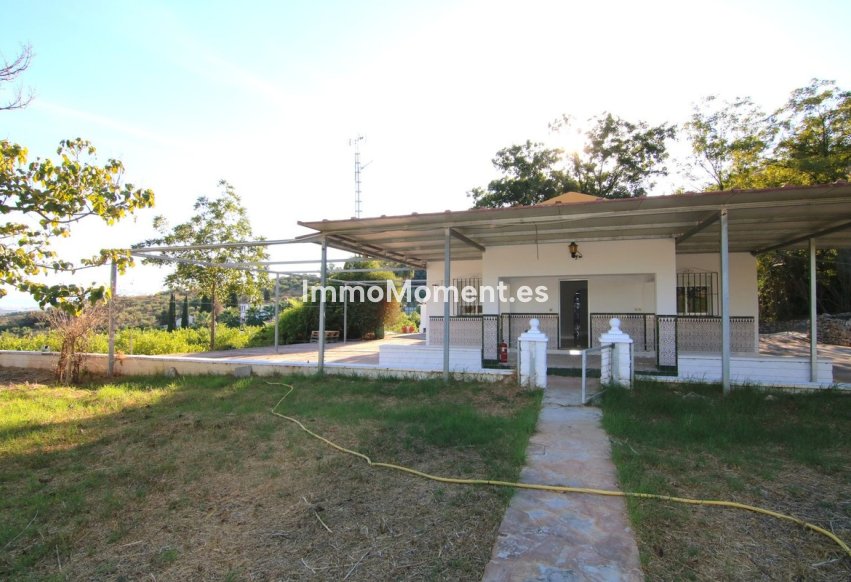 Bestaande woning - Villa - Binnenland  - Alora