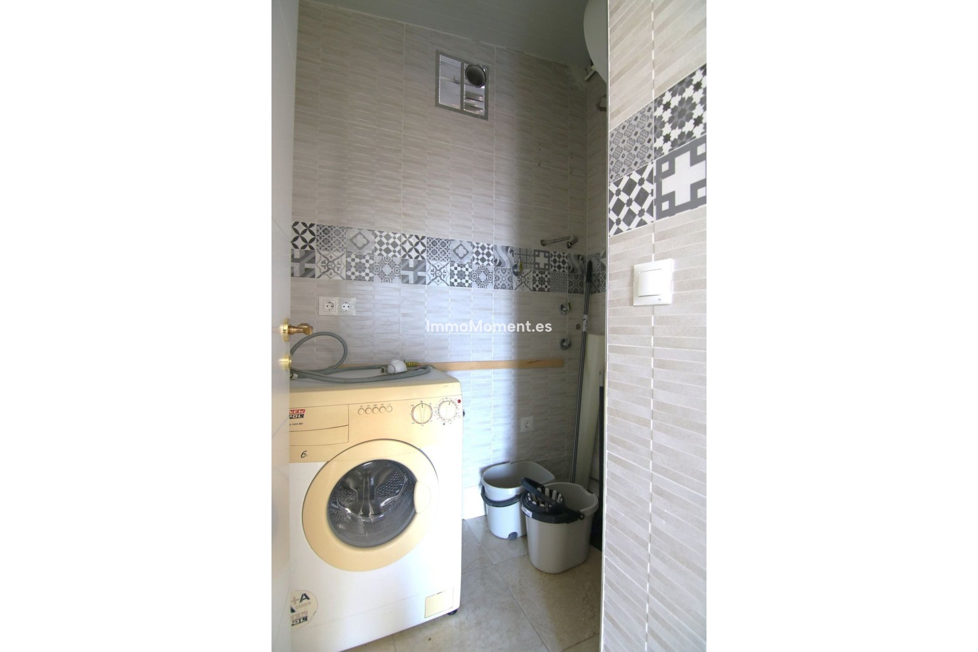 Bestaande woning - Villa - Binnenland  - Alora