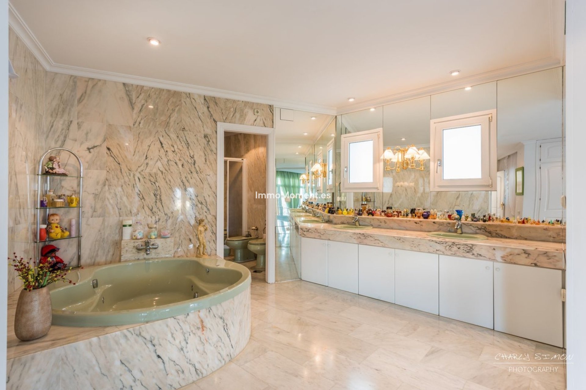 Bestaande woning - Villa - Binnenland  - Churriana