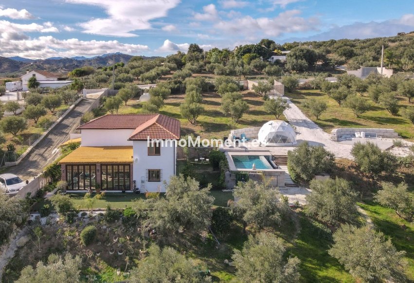 Bestaande woning - Villa - Binnenland  - Coín