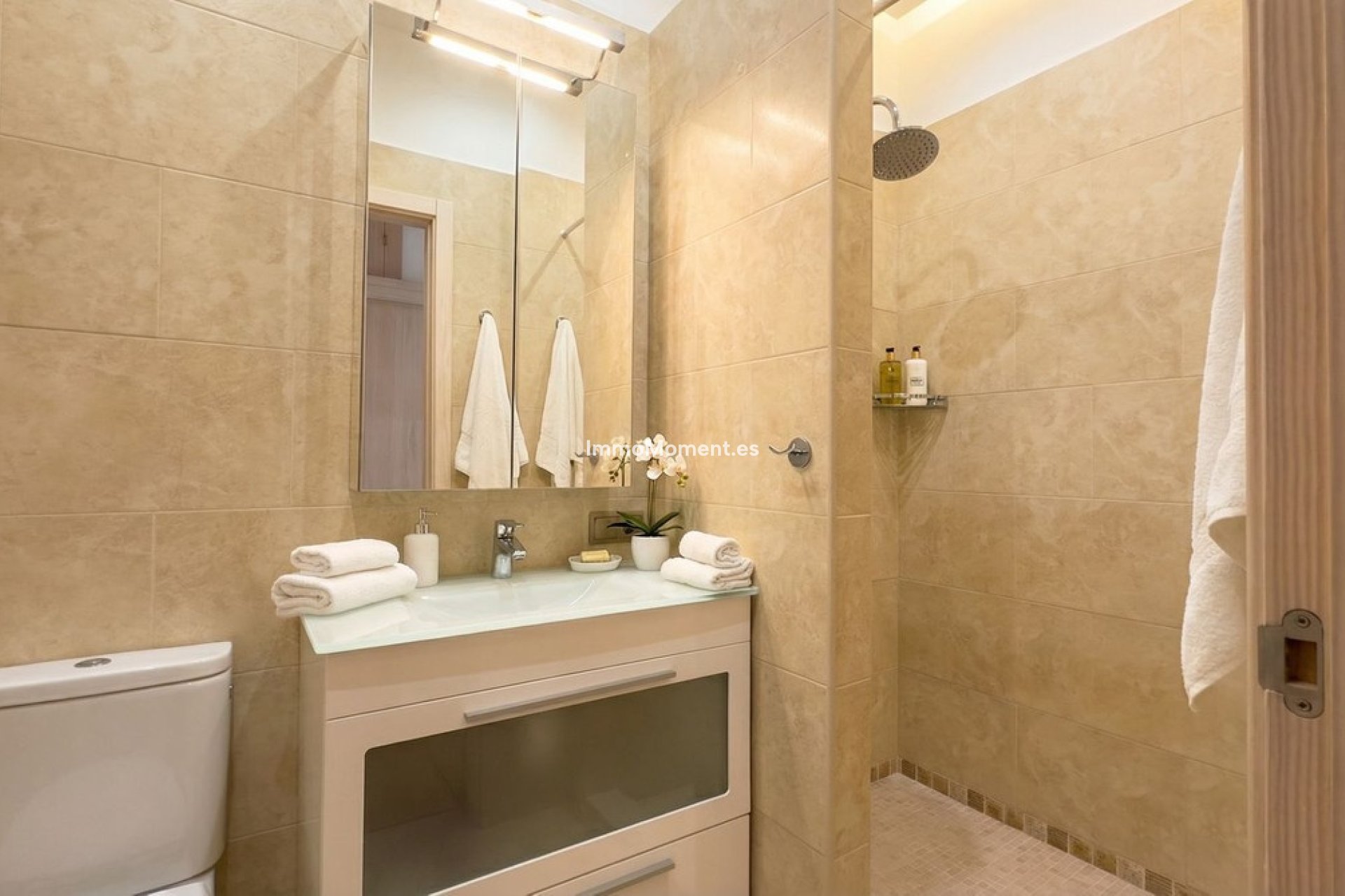 Bestaande woning - Villa - Binnenland  - Guaro