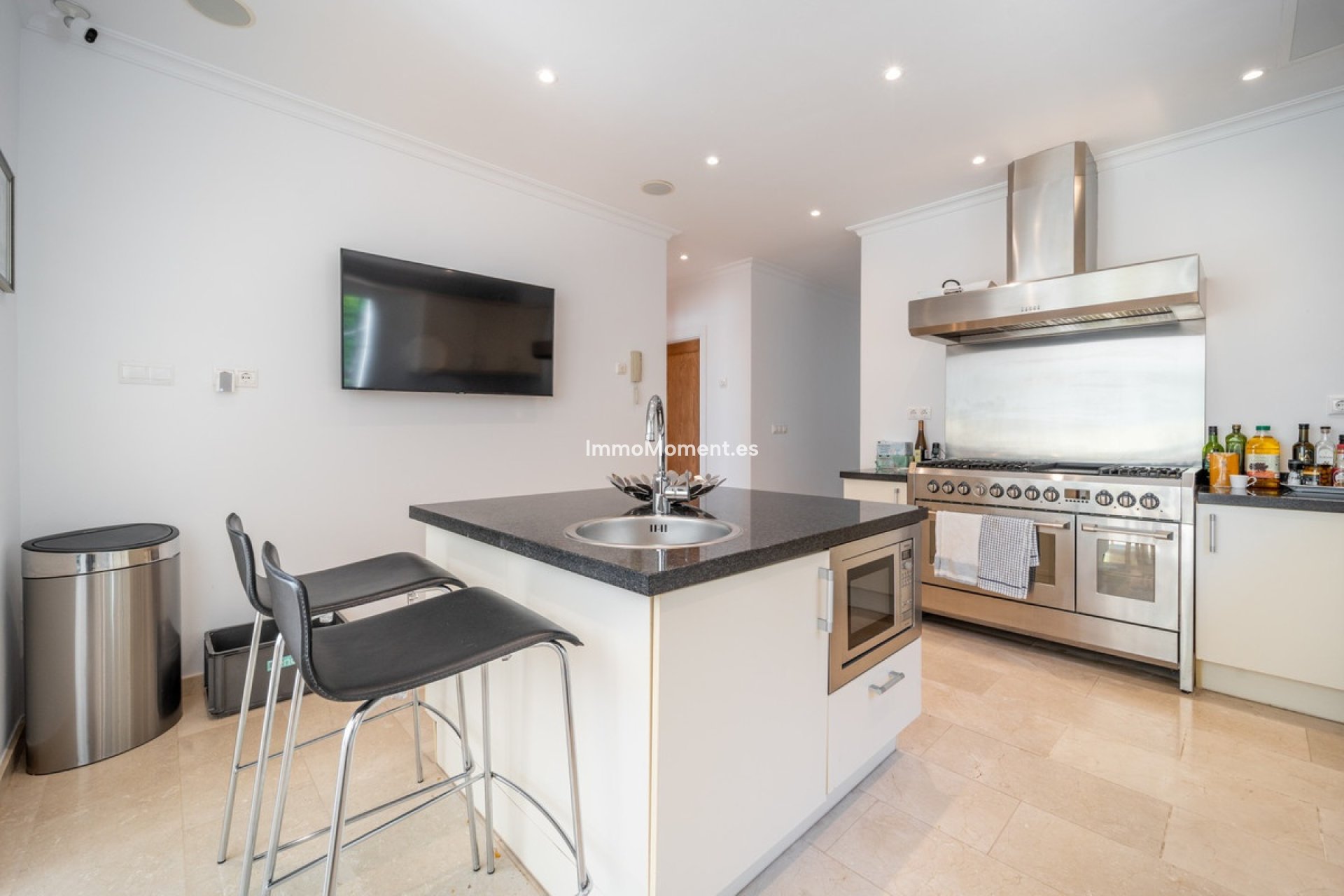 Bestaande woning - Villa - Binnenland  - Istán