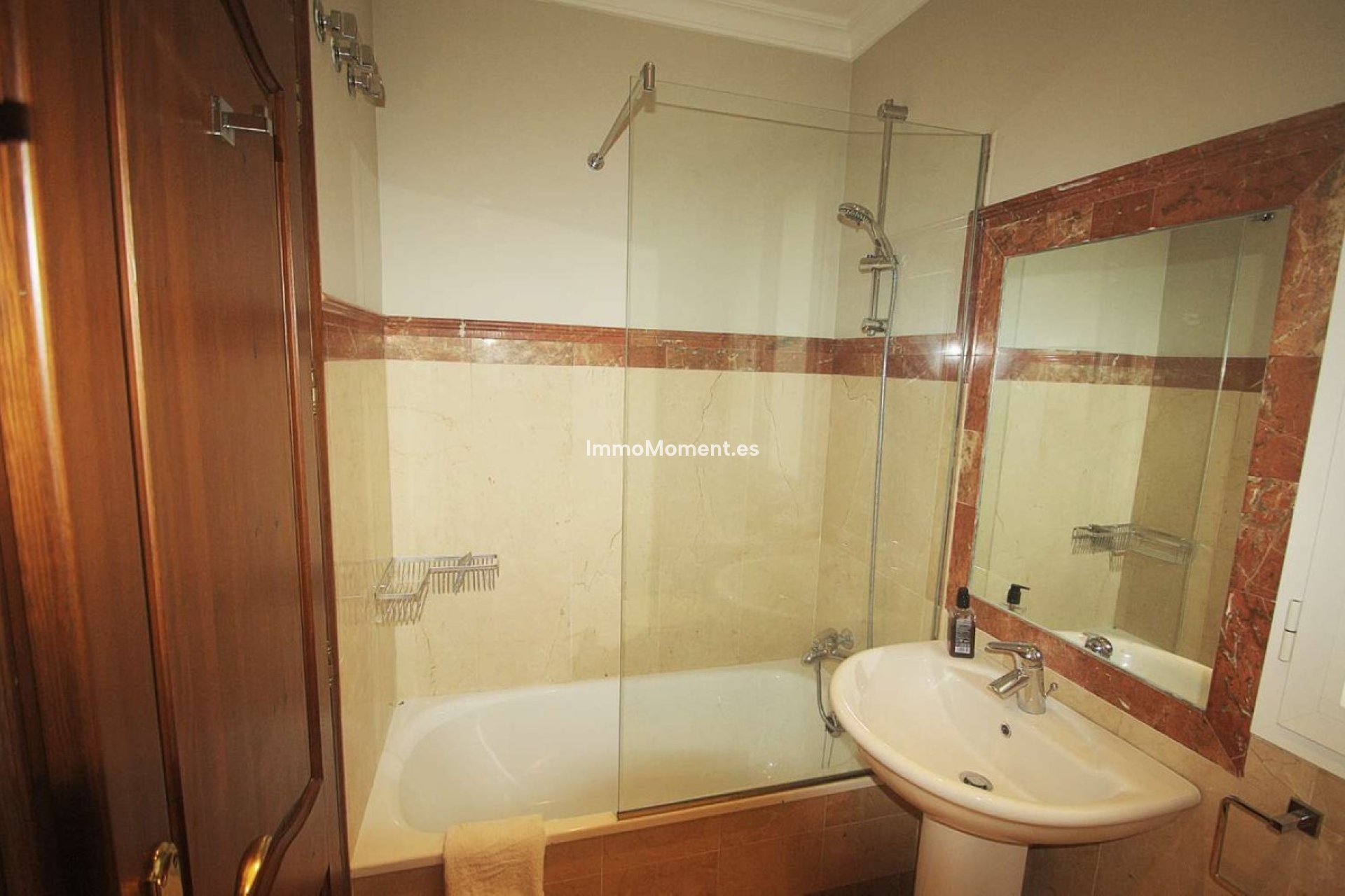 Bestaande woning - Villa - Binnenland  - Istán