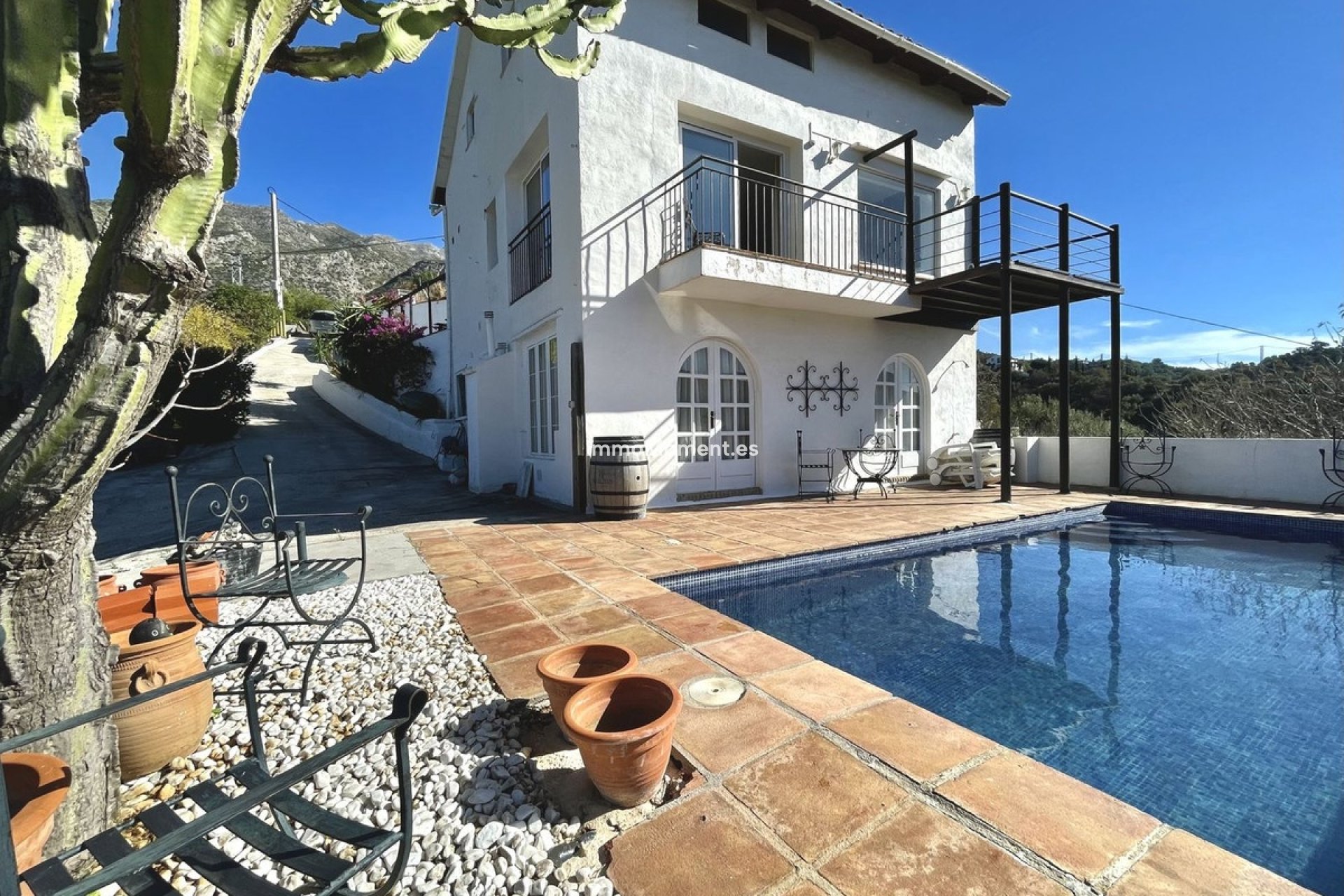 Bestaande woning - Villa - Binnenland  - Istán