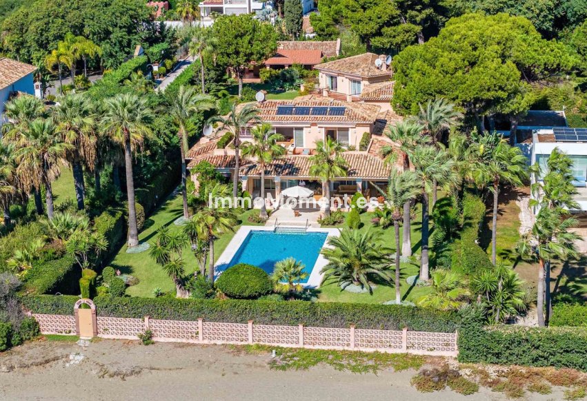 Bestaande woning - Villa - Estepona  - Benamara