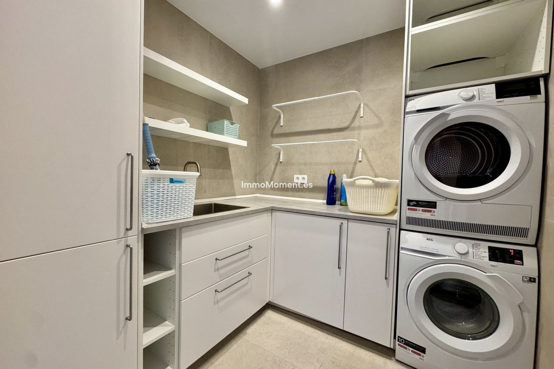 Bestaande woning - Villa - Estepona  - Cancelada