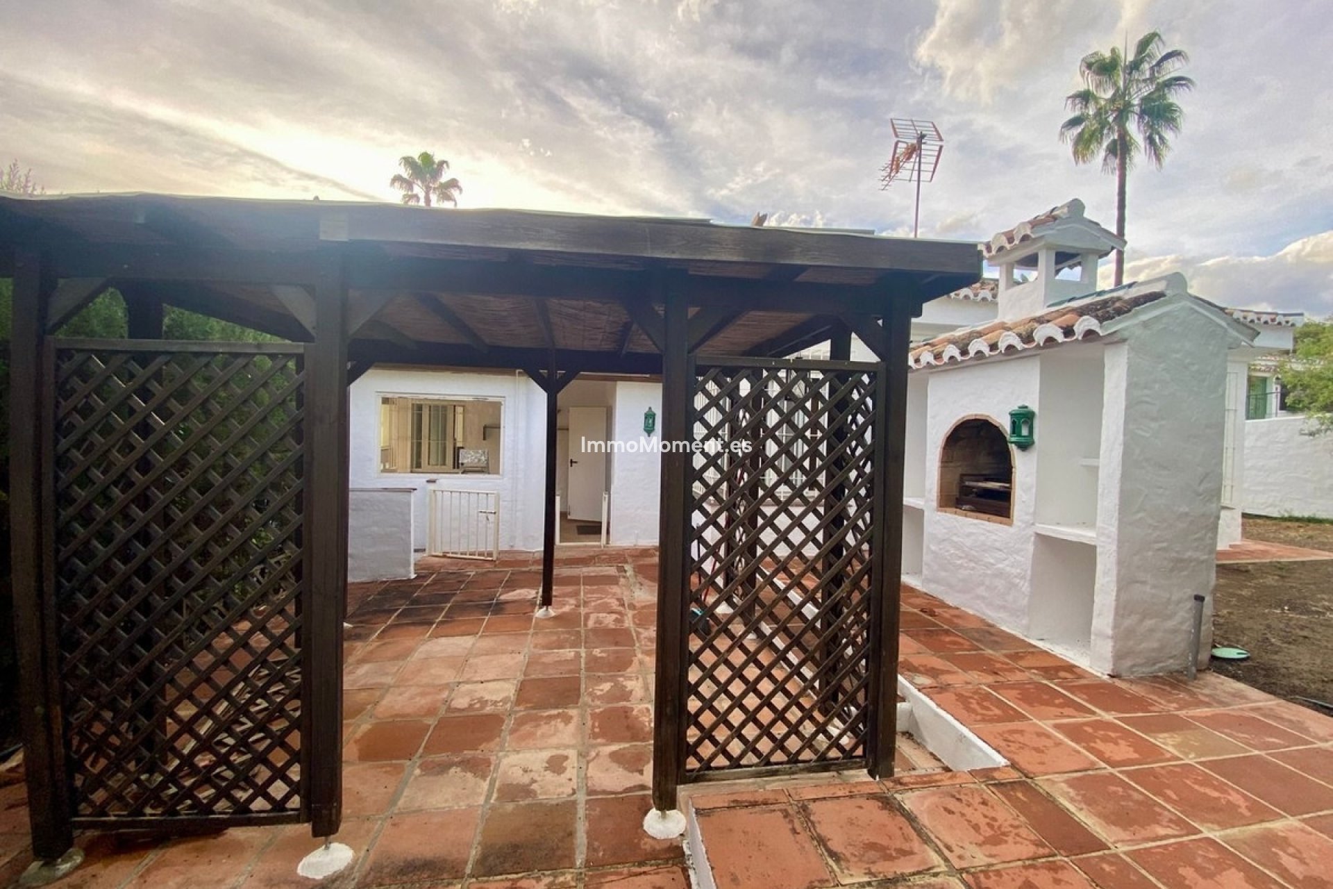Bestaande woning - Villa - Estepona  - El Padron