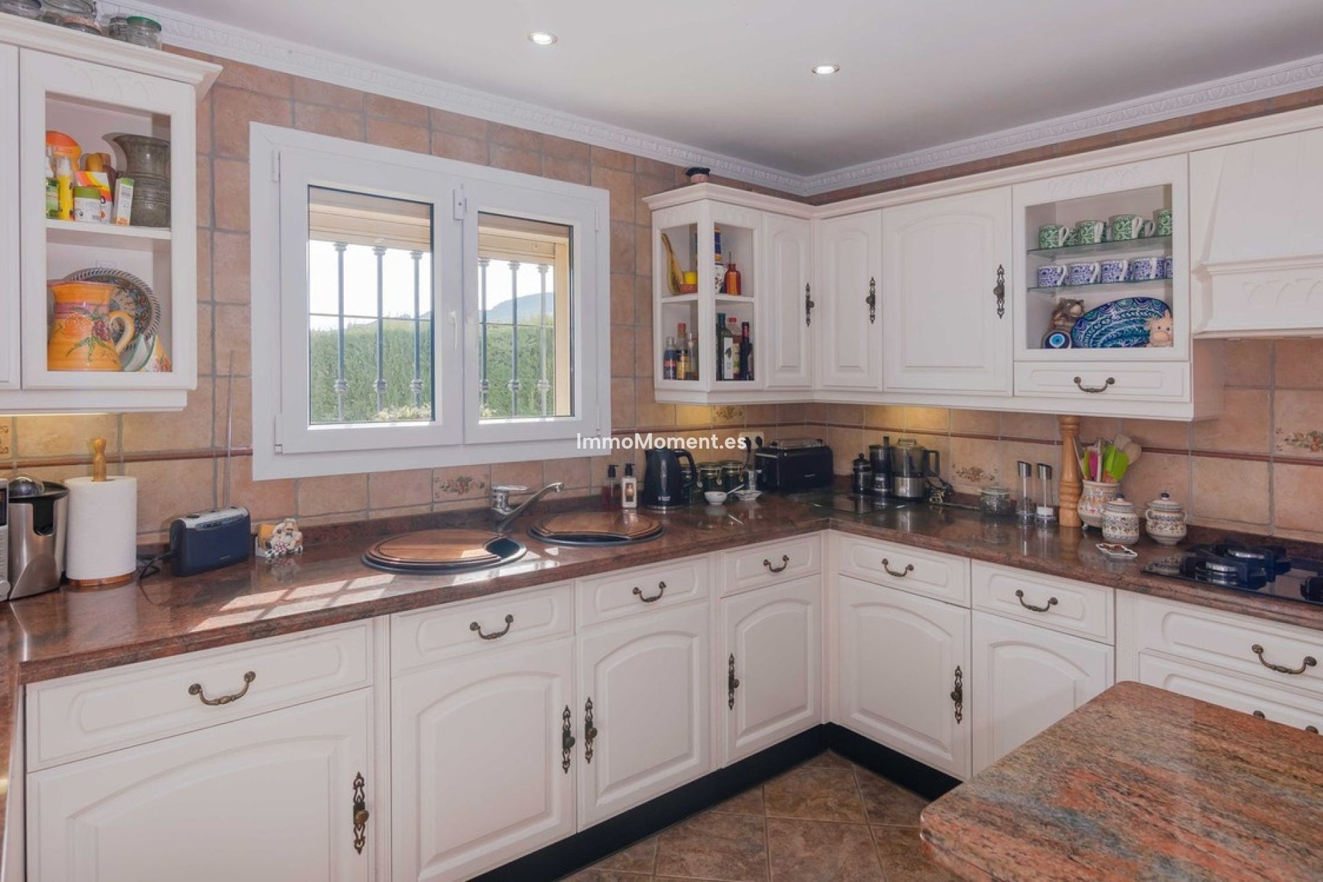 Bestaande woning - Villa - Estepona  - Estepona Centro