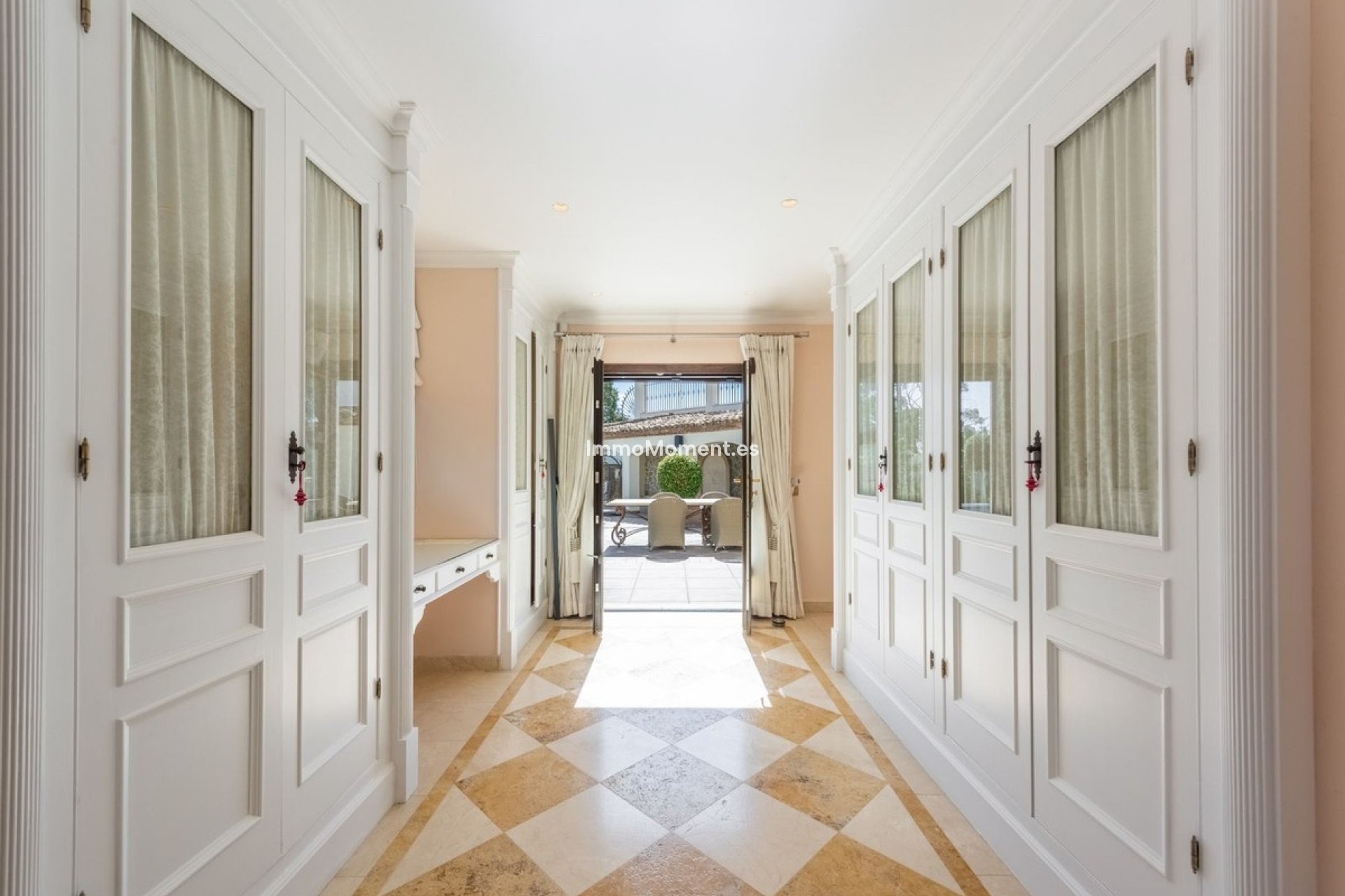 Bestaande woning - Villa - Estepona  - Estepona Centro