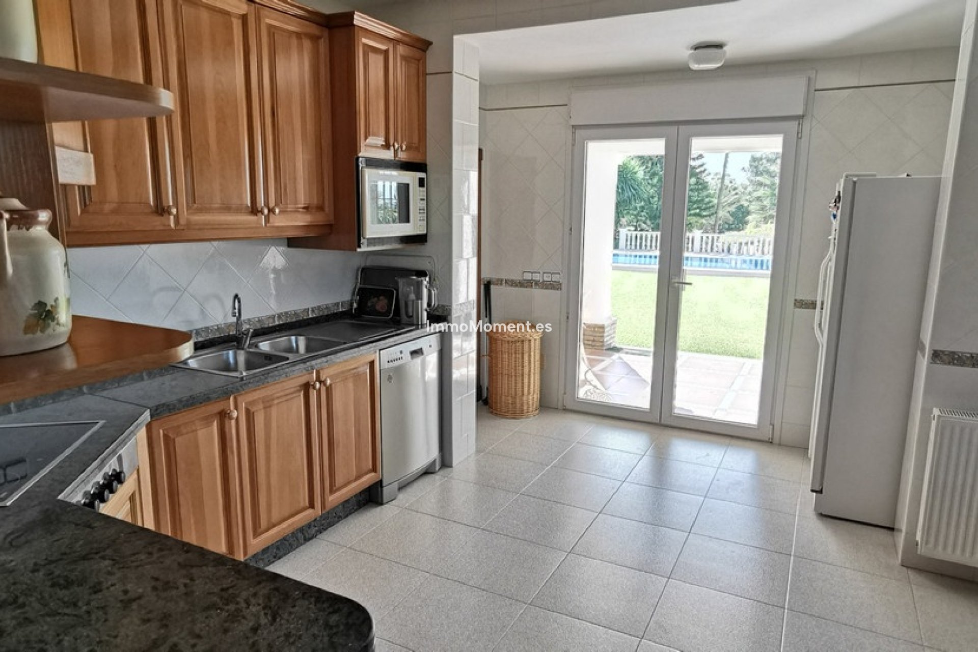 Bestaande woning - Villa - Estepona  - Estepona Centro