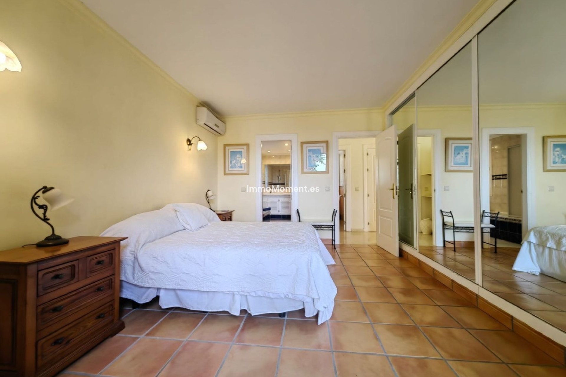 Bestaande woning - Villa - Estepona  - Estepona Centro