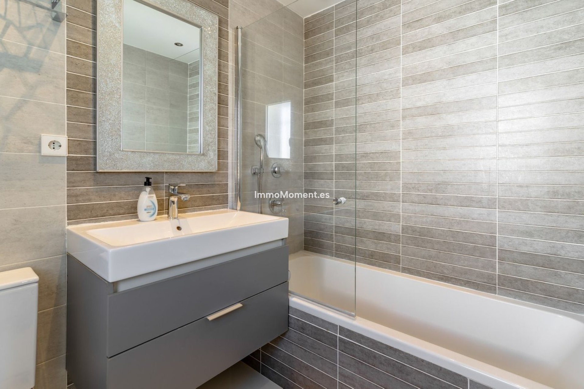 Bestaande woning - Villa - Estepona  - Estepona Centro