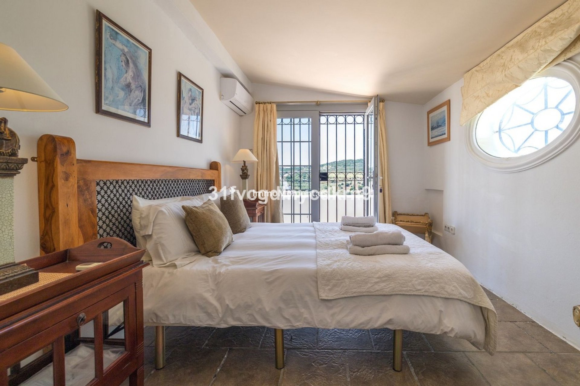 Bestaande woning - Villa - Estepona  - Estepona Centro