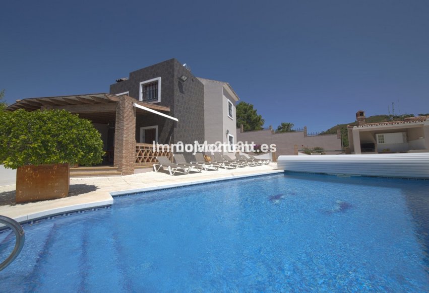 Bestaande woning - Villa - Estepona  - Estepona Centro