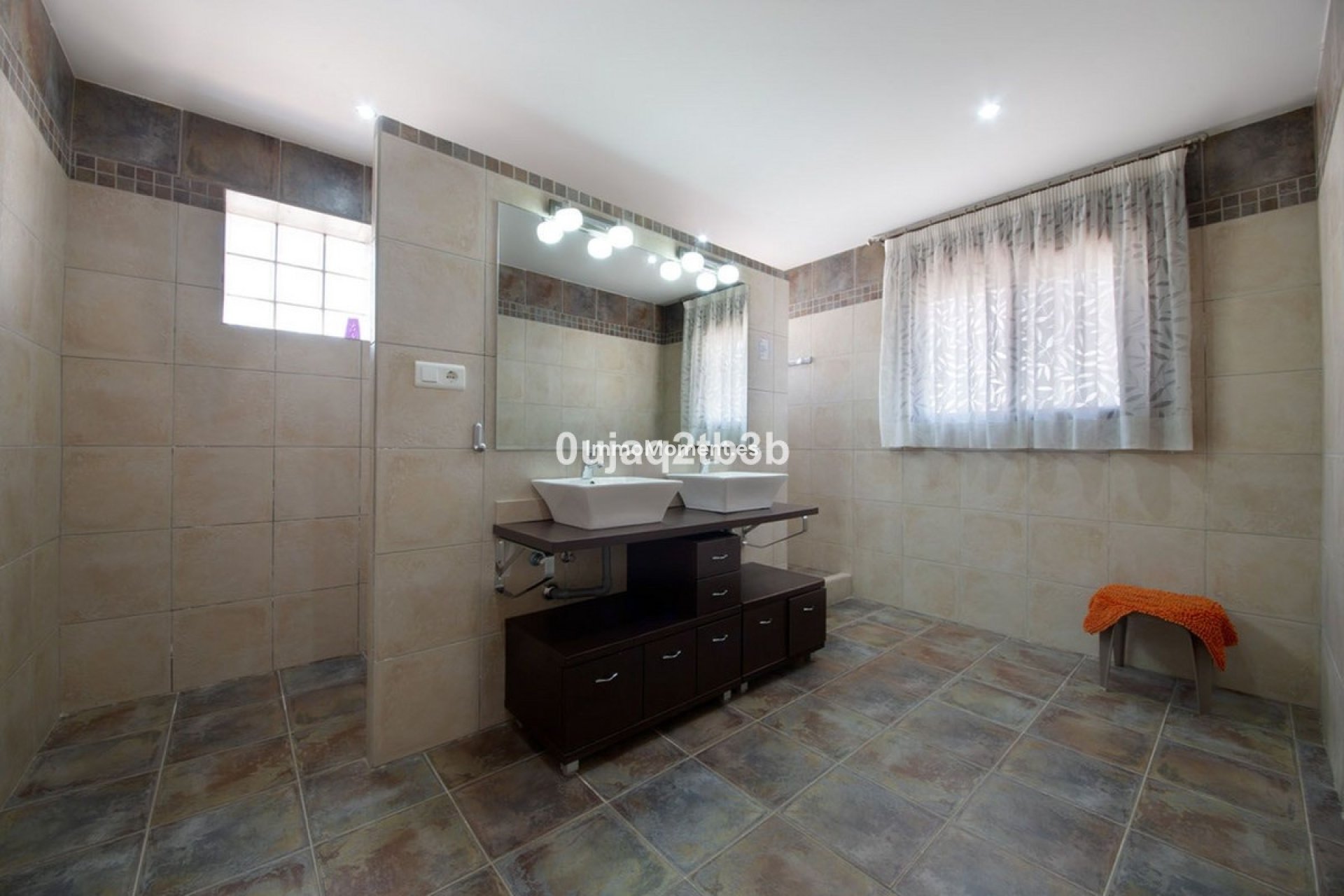 Bestaande woning - Villa - Estepona  - Estepona Centro