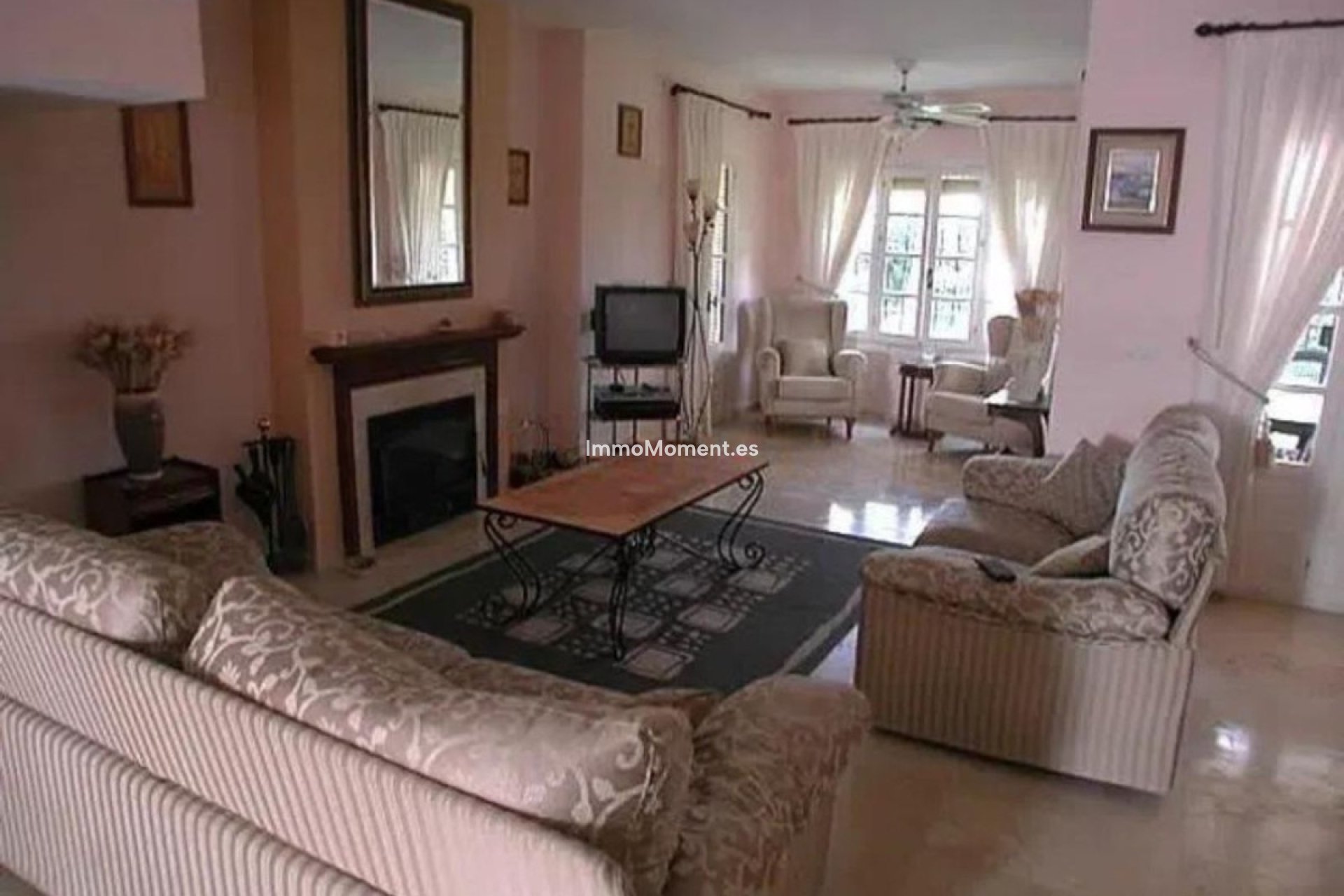 Bestaande woning - Villa - Estepona  - Estepona Centro