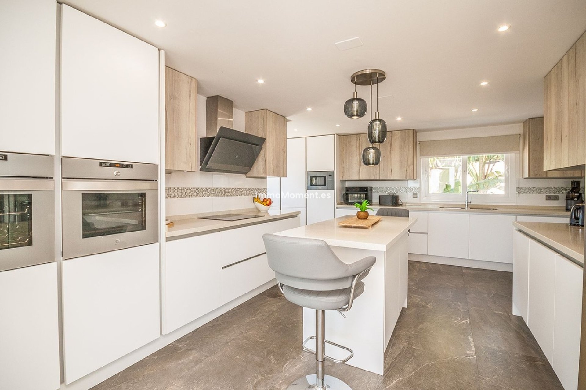 Bestaande woning - Villa - Estepona  - Estepona Centro