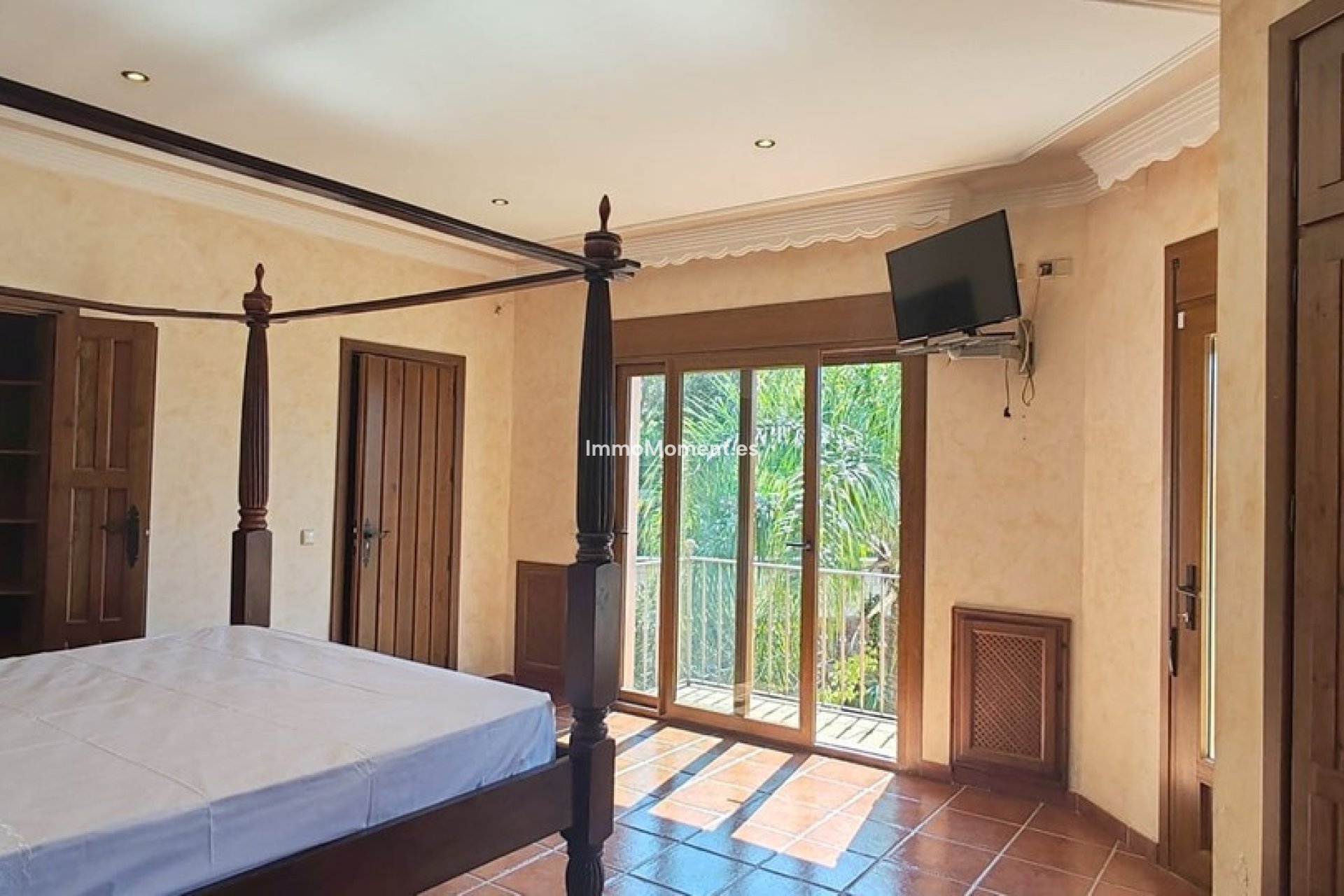 Bestaande woning - Villa - Estepona  - Estepona Centro