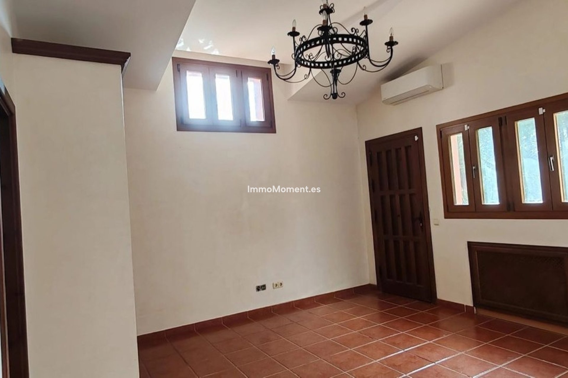 Bestaande woning - Villa - Estepona  - Estepona Centro