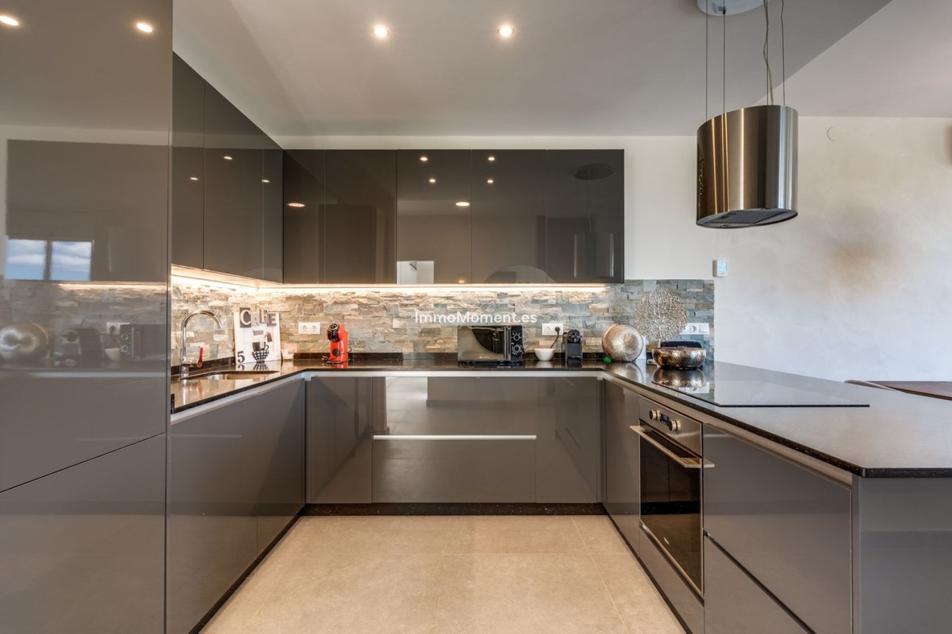 Bestaande woning - Villa - Estepona  - Estepona Centro
