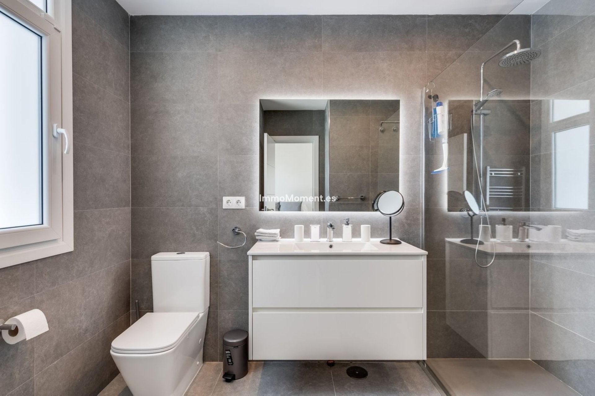Bestaande woning - Villa - Estepona  - Estepona Centro