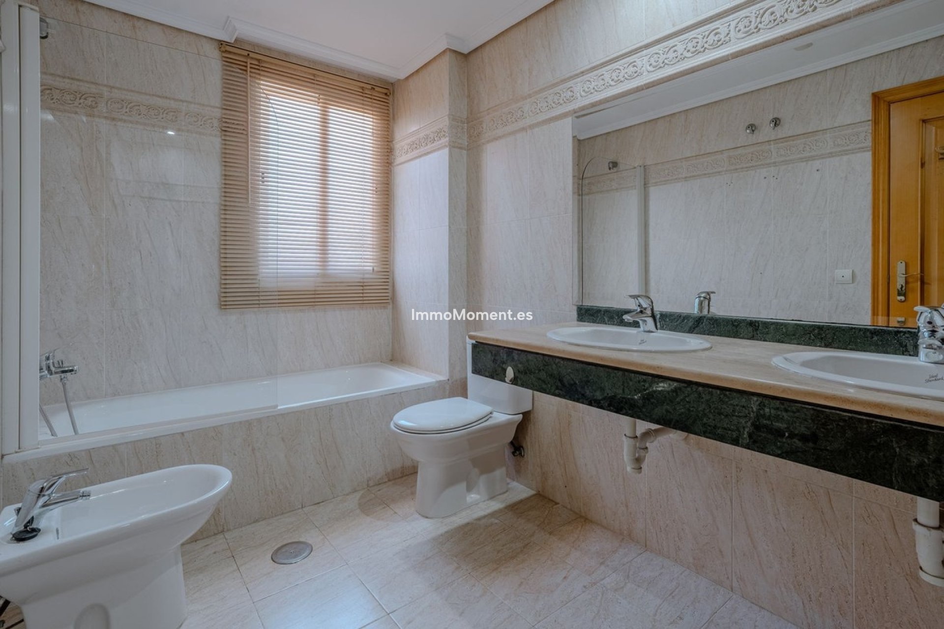 Bestaande woning - Villa - Estepona  - Selwo