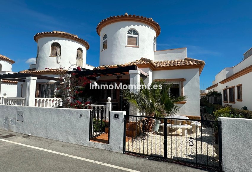 Bestaande woning - Villa - Guardamar del Segura - Urbanización El Raso