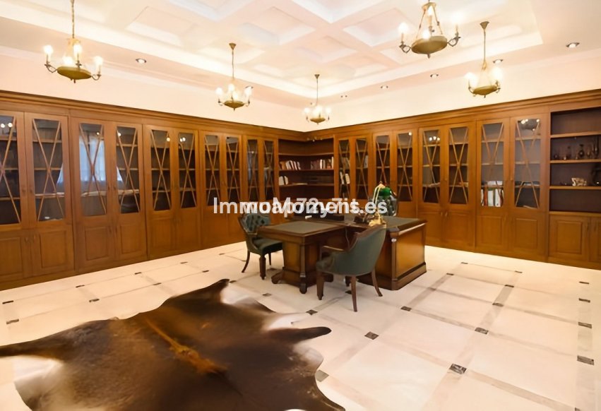 Bestaande woning - Villa - Marbella - Guadalmina Baja