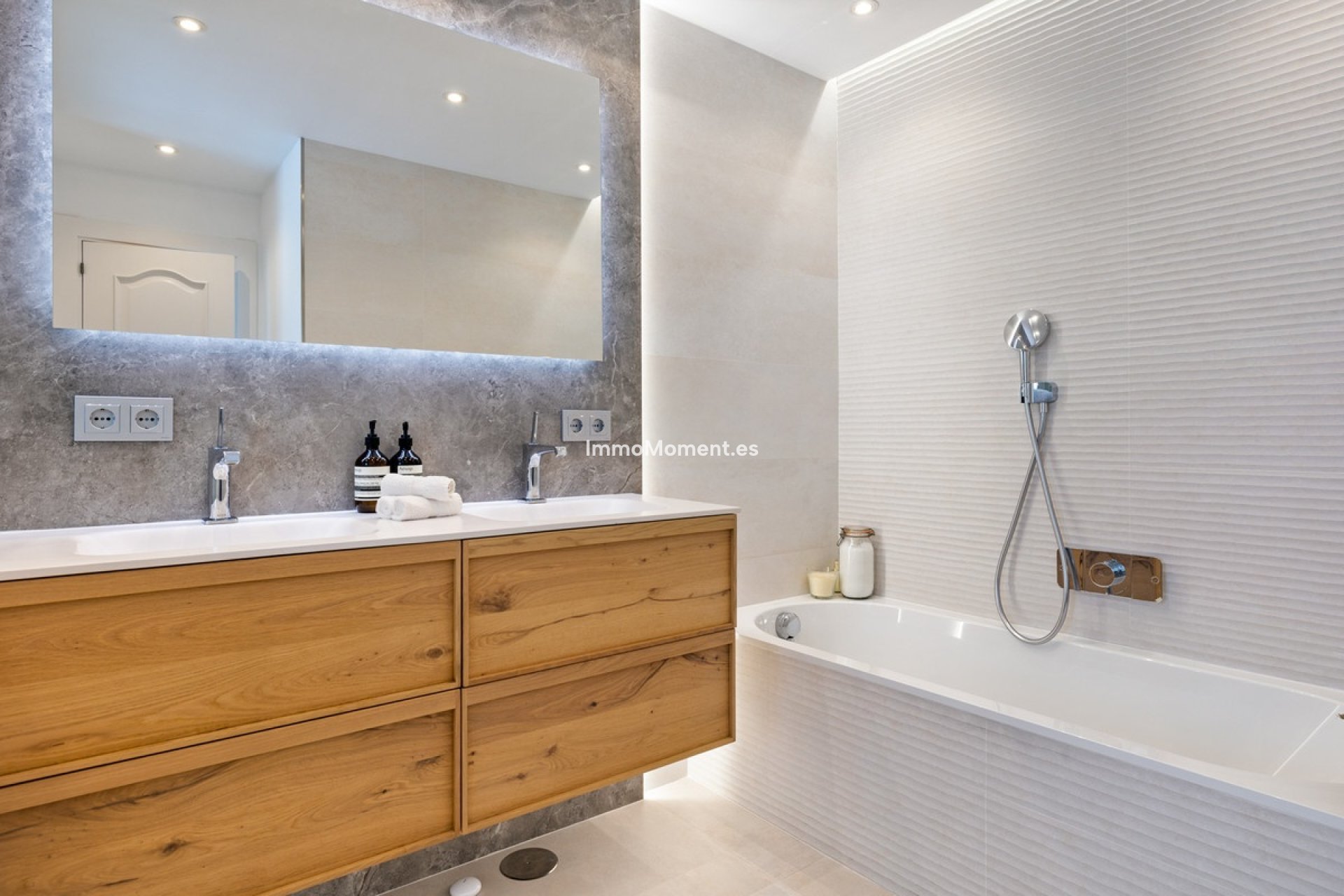 Bestaande woning - Villa - Marbella - Nueva Andalucía