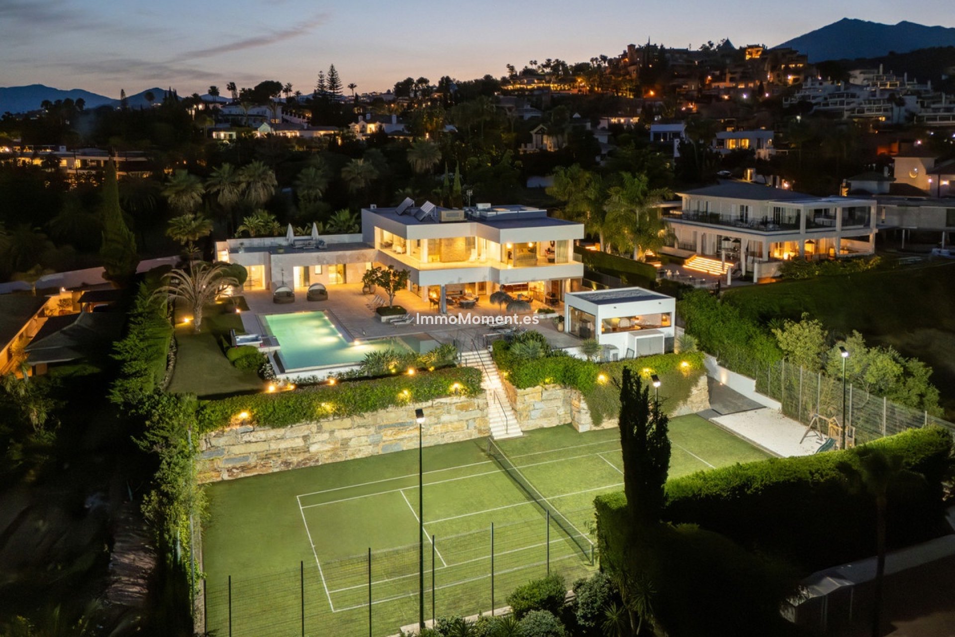 Bestaande woning - Villa - Marbella - Nueva Andalucía