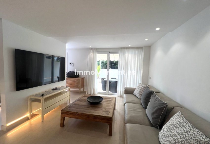 Bestaande woning - Villa - Marbella - Nueva Andalucía