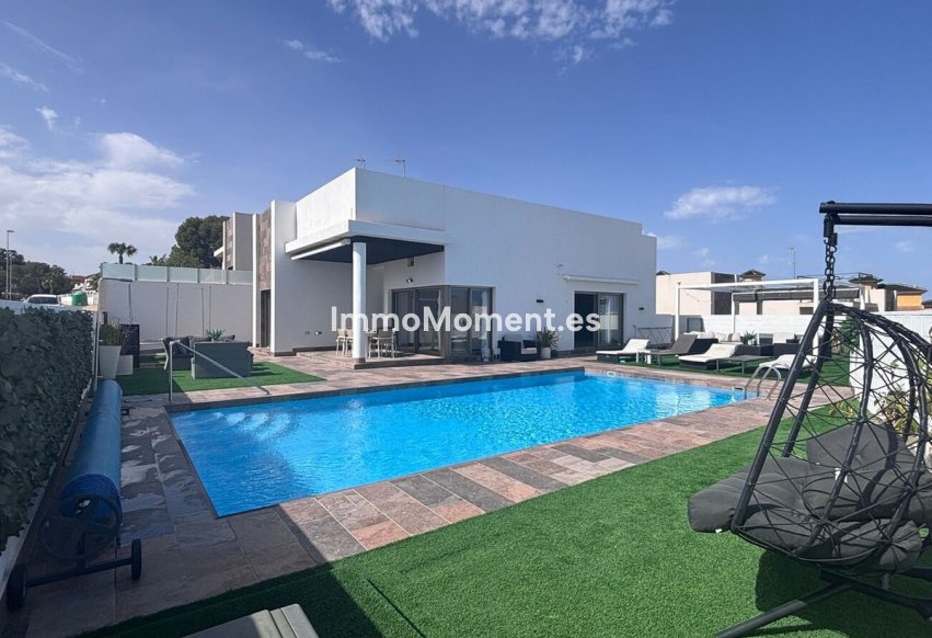 Bestaande woning - Villa - Orihuela - Villamartin