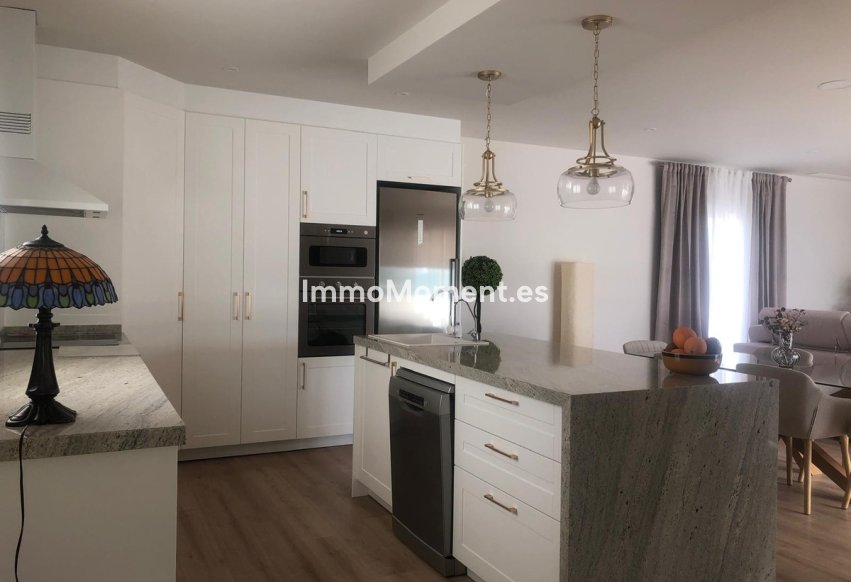 Bestaande woning - Villa - Pinoso - Pinoso Centro