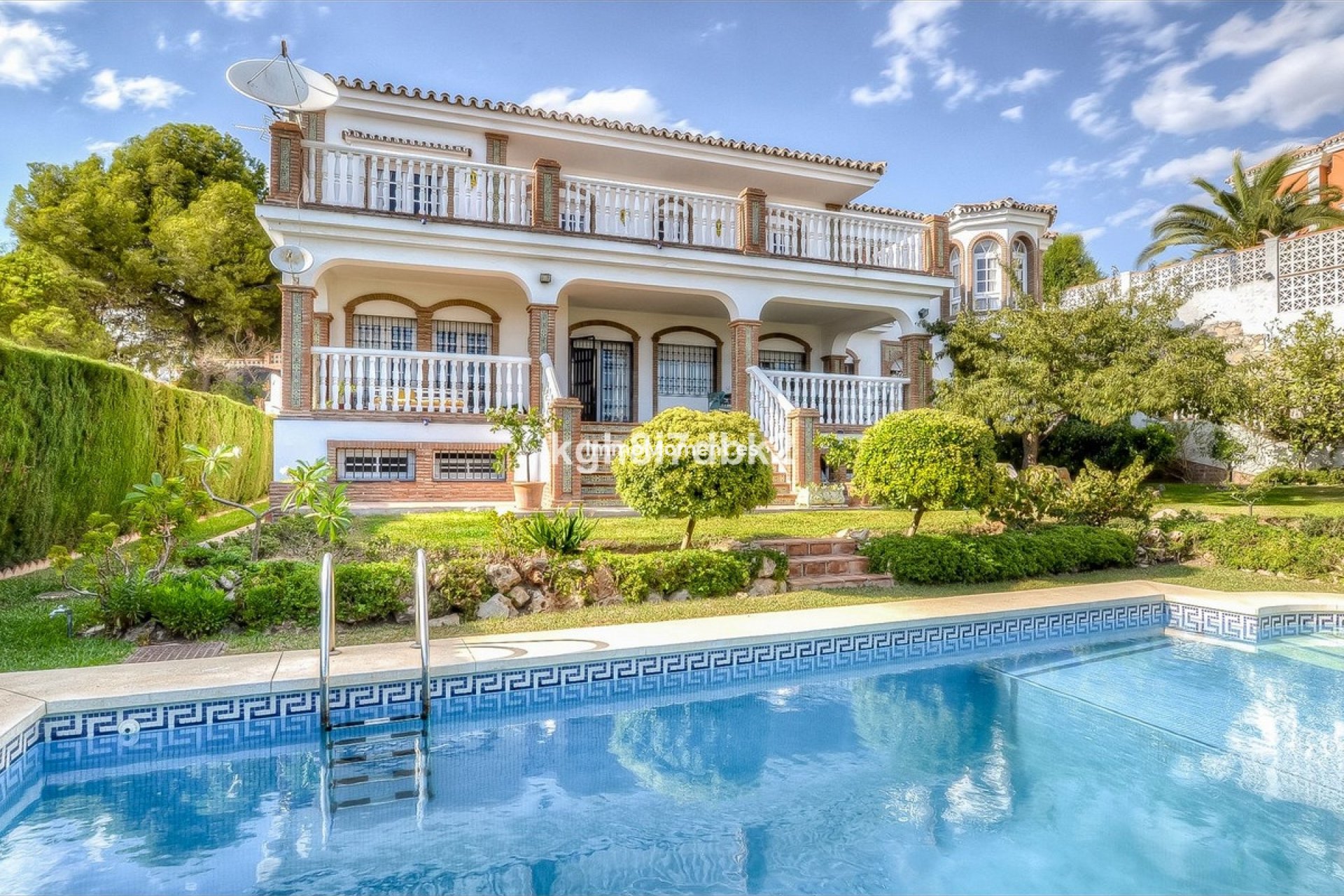Bestaande woning - Vrijstaande villa - Benalmadena - Benalmadena Centro