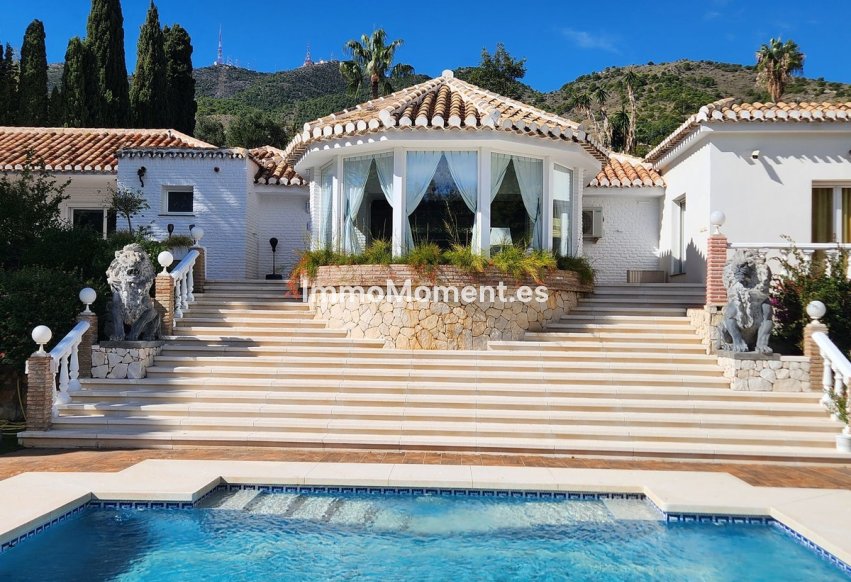Bestaande woning - Vrijstaande villa - Benalmadena - Benalmadena Centro