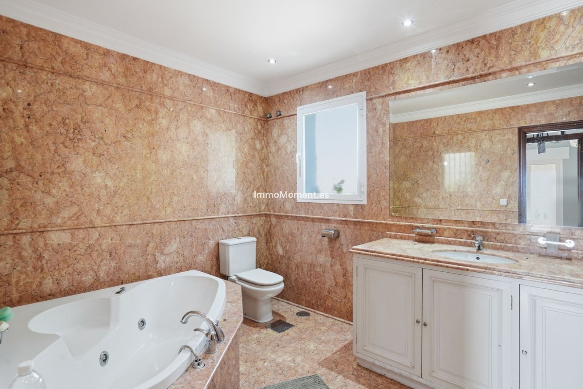 Bestaande woning - Vrijstaande villa - Benalmadena - Benalmadena Centro