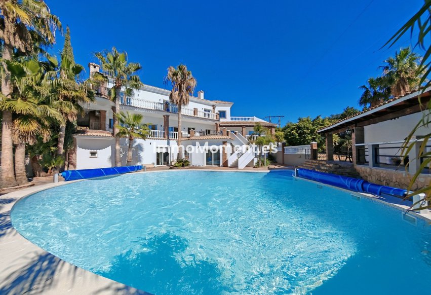 Bestaande woning - Vrijstaande villa - Benalmadena - Benalmadena Centro