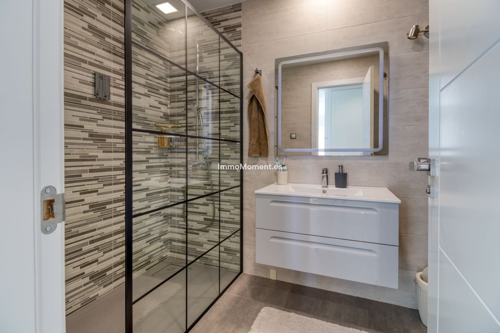 Bestaande woning - Vrijstaande villa - Benalmadena - Torremuelle