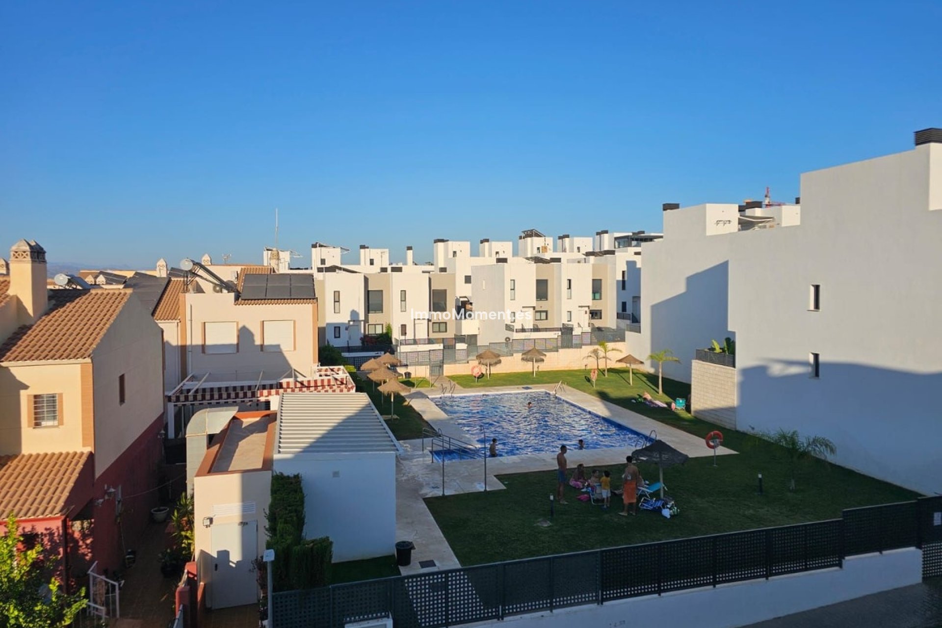 Bestaande woning - Vrijstaande villa - Binnenland  - Alhaurín de la Torre